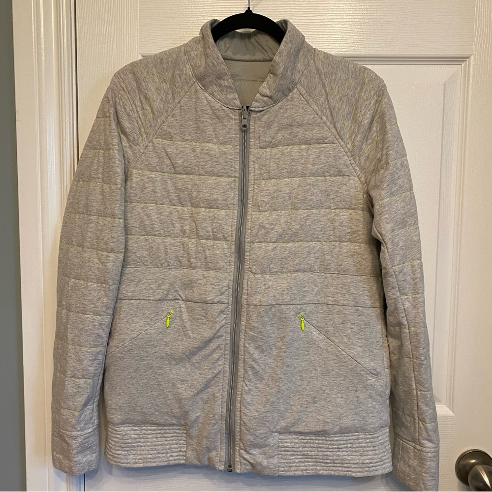 Lululemon Bomb Bomber Reversible Quilted Zip Jacket Coat Women Grey size 8